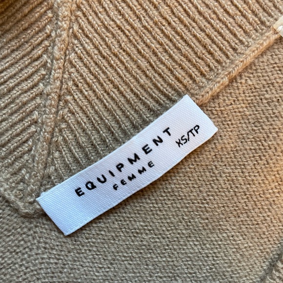 Equipment 100% Cashmere Double V-Neck - Picture 3 of 8